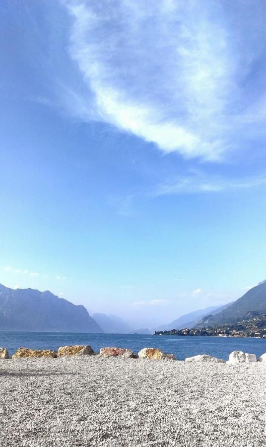 Albergo Al Pescatore เบรนโซเน ซูล การ์ดา ภายนอก รูปภาพ